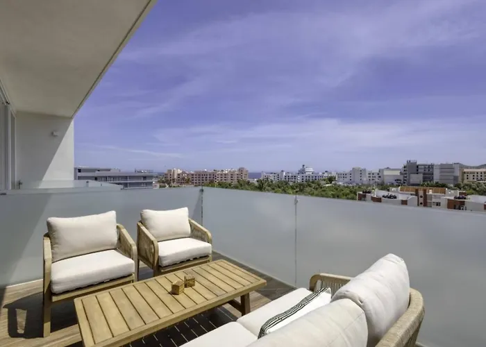 3 Bd Penthouse Bbq Near Medano Holiday home Cabo San Lucas