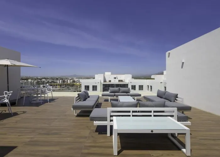 3 Bd Penthouse Bbq Near Medano Holiday home *