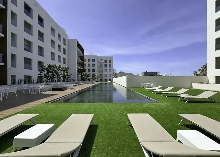 3 Bd Penthouse Bbq Near Medano Holiday home *