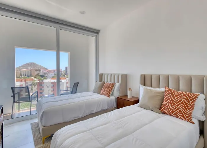 3 Bd Penthouse Bbq Near Medano Holiday home
